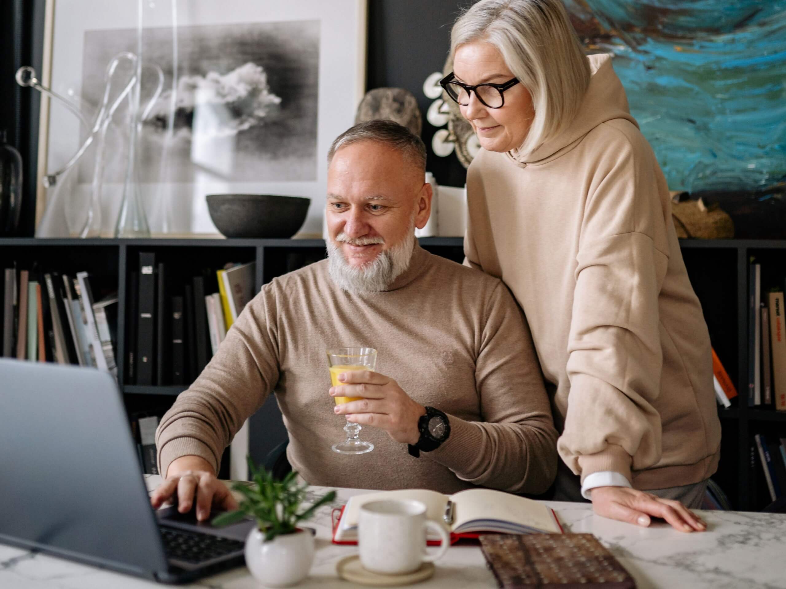couple on computer